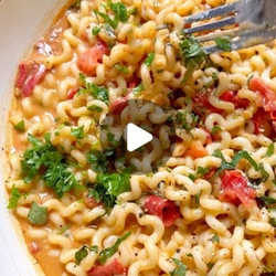 Harissa Hummus Pasta