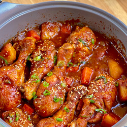 Korean Spicy Chicken Stew (dakdoritang)