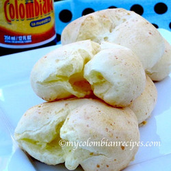 Pan de Yuca (Colombian Yuca Bread)