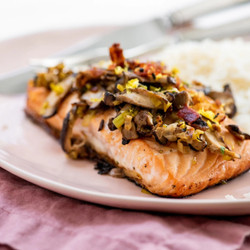 Orange Salmon With Leeks And Mushrooms