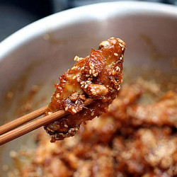 Korean Sweet And Spicy Chicken Wings