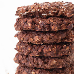 3 Ingredient No Bake Chocolate Oatmeal Cookies