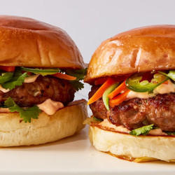 Bánh Mì Turkey Burgers