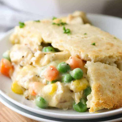 Easy Biscuit Chicken Pot Pie