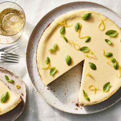 Limoncello-ricotta Cheesecake