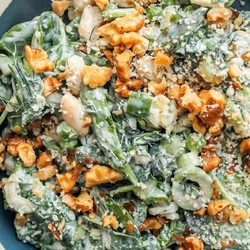 Green Goddess Salad With White Beans And Spinach