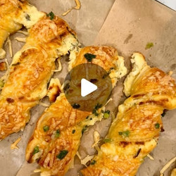 Scallion Cream Cheese Puff Pastry Twists