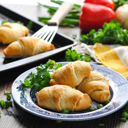 Roast Beef And Cheese Crescent Rolls