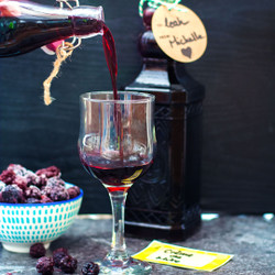 Homemade Blackberry Liqueur (crème De Mûre)
