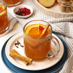Easy Spiced Hot Apple Cider