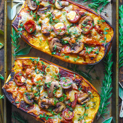 Italian Sausage And Spinach Stuffed Spaghetti Squash