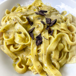 Creamy Vegan Truffle Pasta