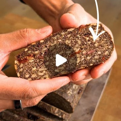 Flour-free Flax Bread With Olives And Sun-dried Tomatoes