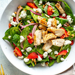 Strawberry Spinach Salad With Chicken