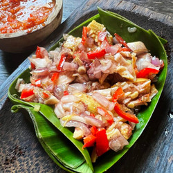 Indonesian Chicken With Sambal Matah