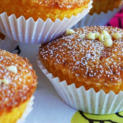 Portuguese Almond Cupcakes