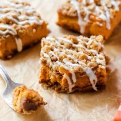 Pumpkin Streusel Bars