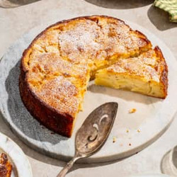 French Apple Cake
