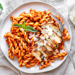 Gemelli Pasta With Roasted Red Pepper Sauce