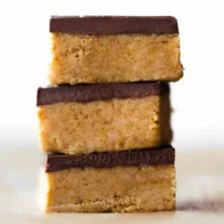 No-bake Chocolate Peanut Butter Bars
