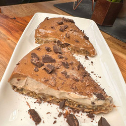 Impressive, Raw Vegan Banoffee Pie Dessert Recipe