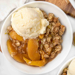 Old Fashioned Peach Crisp