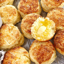 Buttermilk Cheese Scones