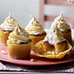 Flourless Lemon Meringue Cakes