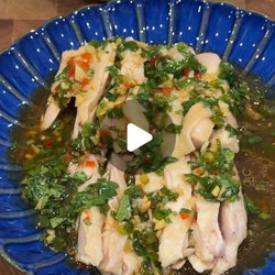 Steamed Chicken With Ginger-scallion Sauce mains must WATCH VIDEO