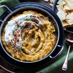 Acorn Squash &amp; Caramelized Onion Dip