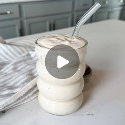 Vanilla Date Smoothie