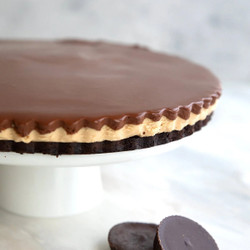 Keto Peanut Butter Brownie Tart