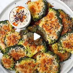 Crispy Smashed Broccoli With White Bean Aioli