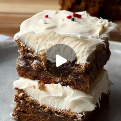 Frosted Gingerbread Cookie Bars