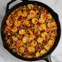 Loaded Ground Beef And Potatoes Skillet