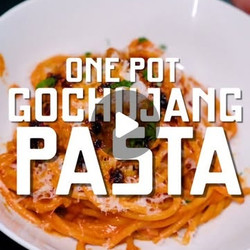 One Pot Gochujang Pasta