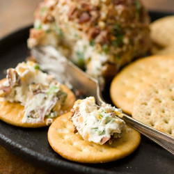 Bacon-jalapeño Cheese Ball