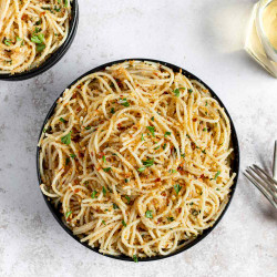 Spicy Spaghetti With Garlic And Olive Oil