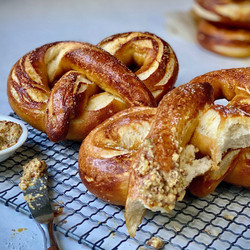 Homemade Soft Pretzels