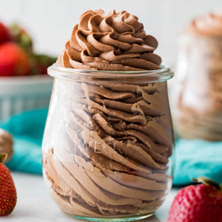 Chocolate Whipped Cream (easy &amp; Foolproof!)