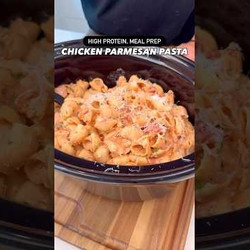Macro-friendly, High Protein Chicken Parm Pasta
