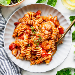 Dump-and-bake Shrimp Marinara