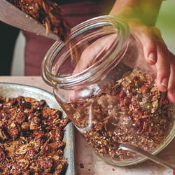 Cinnamon Pecan Granola