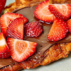 Flat Croissant With Nutella And Berries