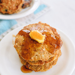 Banana Oat Pancakes (fast, Easy &amp; Gluten-free!)
