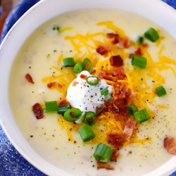 Instant Pot Loaded Baked Potato Soup