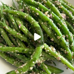 Cold And Crunchy Green Beans With Sesame Shallot Vignaigrette