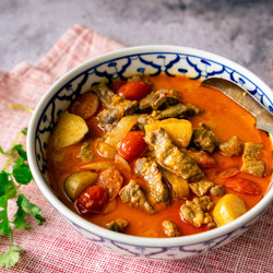 Quick Thai Yellow Curry With Beef &amp; Potatoes