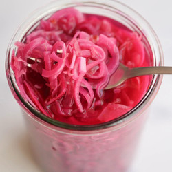 Quick Pickled Red Onion &amp; Cabbage