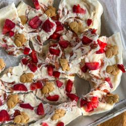 Strawberry Cheesecake Yogurt Bark For Toddlers